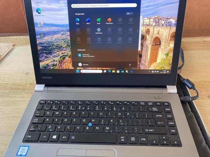 1 Toshiba Tecra A40 (Dynabook), Computers en Software, Windows Laptops, Gebruikt, 14 inch, HDD, 2 tot 3 Ghz, 8 GB, Qwerty, Met videokaart