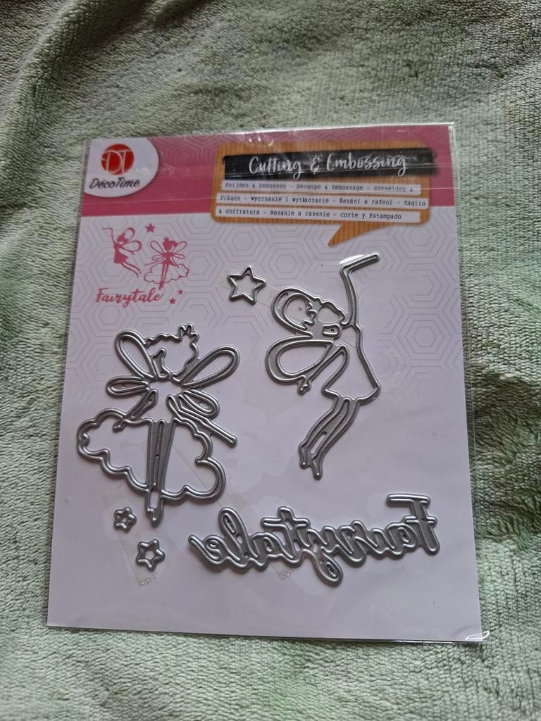 Snijmal Elfjes., Hobby en Vrije tijd, Scrapbooking, Ophalen of Verzenden, Nieuw, Frame of Mal, Sizzix