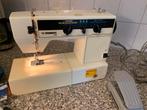 Naaimachine met toebehoren., Ophalen, Gebruikt, Naaimachine, Overige merken