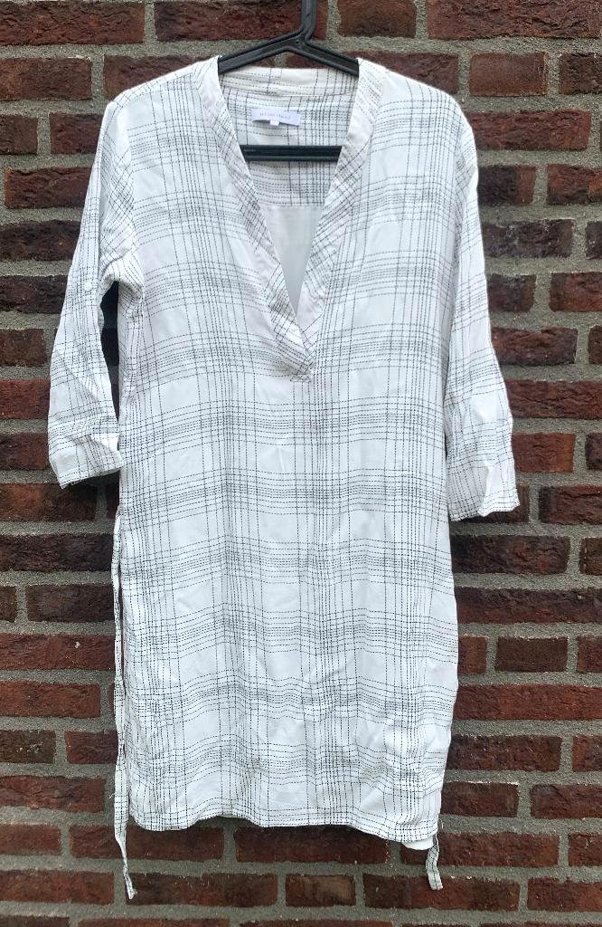 Second Female / Jurk Blouse  / Maat M - 38, Kleding | Dames, Jurken, Zo goed als nieuw, Maat 38/40 (M), Wit, Boven de knie, Ophalen of Verzenden