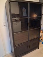 WOOOD Ronja Vitrinekast Zwart - Gebruikt, Huis en Inrichting, Kasten | Boekenkasten, Ophalen, 50 tot 100 cm, Metaal, 150 tot 200 cm