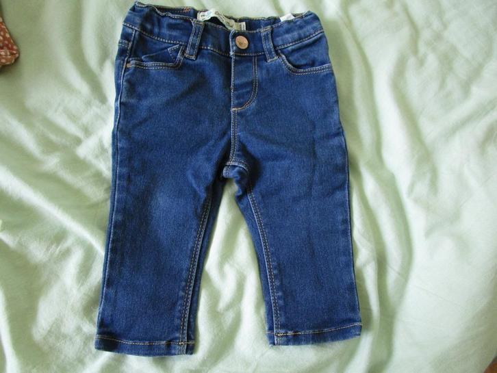 Zara - spijkerbroekje maat 68, Kinderen en Baby's, Babykleding | Maat 68, Zo goed als nieuw, Meisje, Broekje, Ophalen of Verzenden