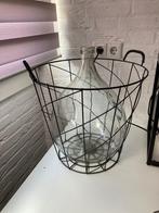 Bolbuik fles on metalen mand, Overige kleuren, Ophalen of Verzenden, Minder dan 50 cm, Glas