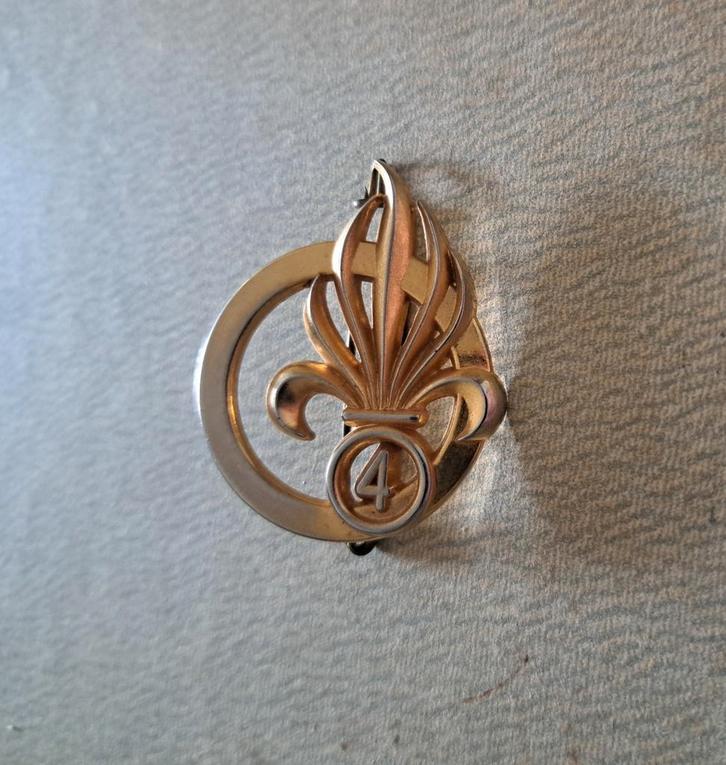 Baret embleem 4de Regiment Vreemdelingen Legioen, Verzamelen, Militaria | Algemeen, Landmacht, Embleem of Badge, Overige gebieden