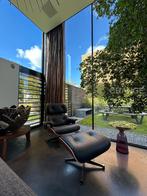 Vitra Lounge Chair Ottoman verschillende kleuren ongebruikt, Huis en Inrichting, Fauteuils, Waterstad 23, Metaal, High-end Furniture