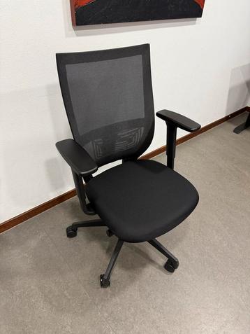 euroseats curve bureaustoel beschikbaar voor biedingen