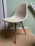 Eames | Herman Miller|  parchment wit fibreglass kuip, Gebruikt, Wit, Ophalen of Verzenden, Eén
