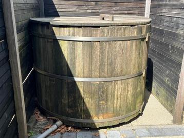 Hottub , oud, RVS kachel, Red Cedar hout beschikbaar voor biedingen
