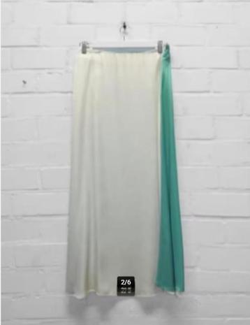 Just in Case - Prachtige satijnen rok maat 42 & 44 Nieuw beschikbaar voor biedingen