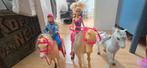Barbie verzameling met poppen, auto, scooter, paarden, Kinderen en Baby's, Speelgoed | Poppen, Ophalen, Gebruikt, Barbie