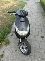 scooter, Fietsen en Brommers, Ophalen, Zo goed als nieuw, Benzine, Vivacity