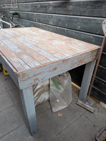 Houten Tafel - Robuust & Geleefd 150x90 cm beschikbaar voor biedingen