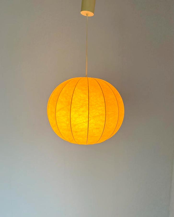 Vintage Cocoon hanglamp, Goldkant Leuchten ‘60, Huis en Inrichting, Lampen | Hanglampen, Zo goed als nieuw, 50 tot 75 cm, Kunststof