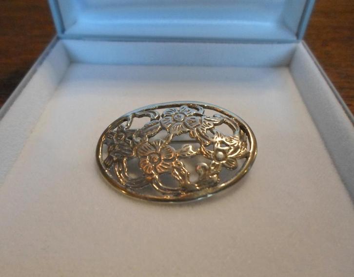 Broche Zilver 835 Gekeurd, Sieraden, Tassen en Uiterlijk, Antieke sieraden, Broche, Zilver, Ophalen of Verzenden