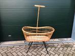 Grootmoederstijd  rotan wieg, Ophalen, Gebruikt, Wieg