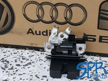 SLOTVANGER SLOTMECHANIEK Achterklep slotmechanisme 8R0827505 beschikbaar voor biedingen