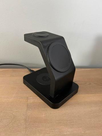 Oplader Apple 3 in 1 zwart zgan beschikbaar voor biedingen