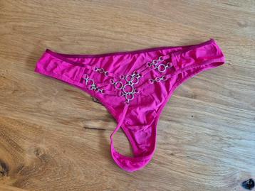 2x Marlies Dekkers String Maat M (40) - Nieuwstaat! beschikbaar voor biedingen