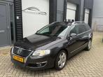 Volkswagen Passat 2.0 FSI | 150 pk | Schuifdak | Vol Opties!, Voorwielaandrijving, Stoelverwarming, Beige, 4 cilinders