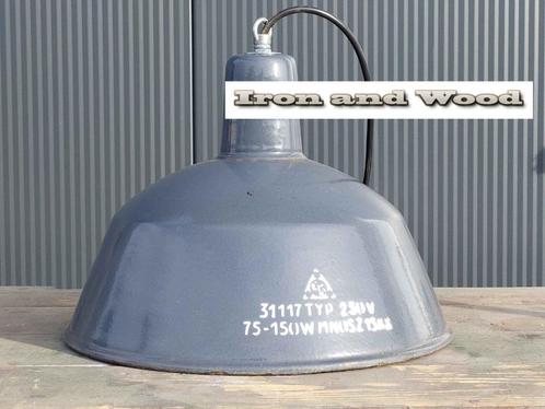 Emaille blauwe oude lamp met tekst D30 H25, Huis en Inrichting, Lampen | Hanglampen, Gebruikt, Minder dan 50 cm, Metaal, Ophalen of Verzenden