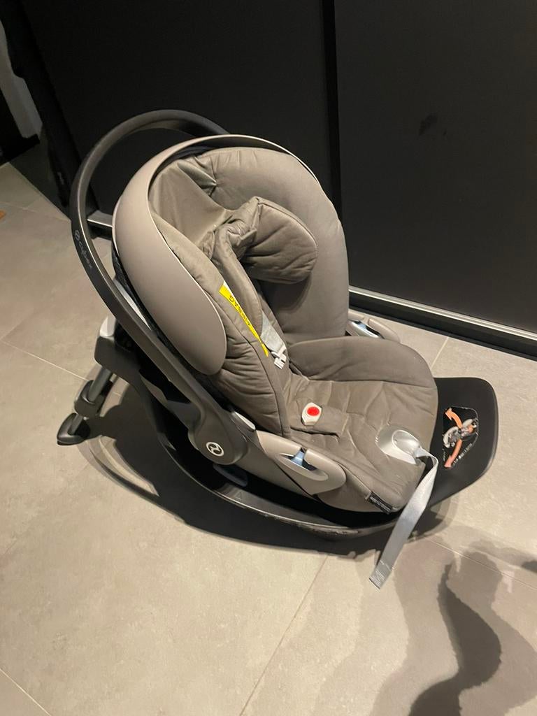 Cybex Sirona Z I-Size Plus, inkl. Basisstation (Gebraucht) in Aesch BL für CHF 160 - nur
