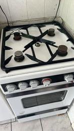 Gasfornuis, merk ataq, Witgoed en Apparatuur, Fornuizen, Ophalen, Gebruikt, 4 kookzones, Gas