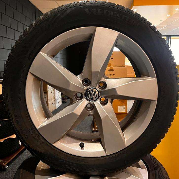 Volkswagen T-Cross Winterset - Banden met OE velgen, Auto-onderdelen, Banden en Velgen, Winterbanden, 17 inch, 205 mm, Ophalen