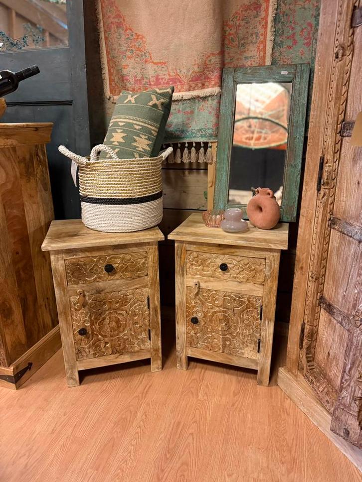 Gave India/Ibiza style nachtkastjes, Huis en Inrichting, Slaapkamer | Nachtkastjes, Nieuw, Hout, Ophalen