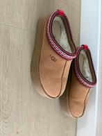 Ugg tazz, Ophalen of Verzenden, Zo goed als nieuw, Zwart