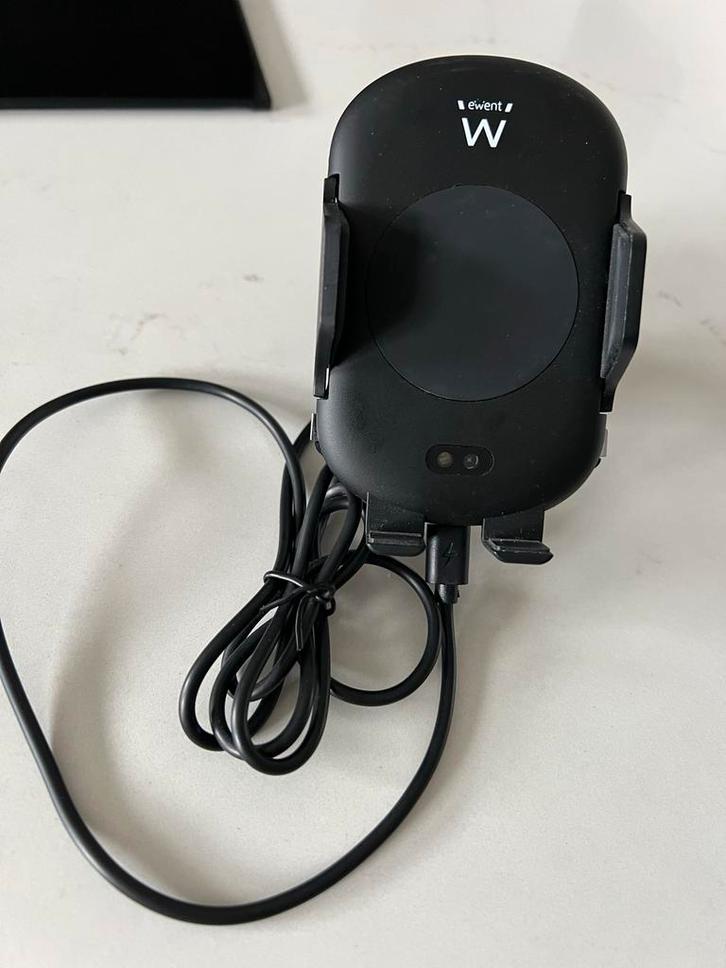 Ewent auto telefoonhouder met draadloos laden, Telecommunicatie, Carkits, Gebruikt, Opbouw, Autohouder, Overige merken, Ophalen of Verzenden