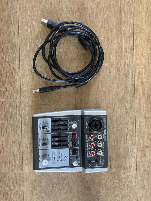 Behringer Xenyx 302USB mixer, Muziek en Instrumenten, Mengpanelen, Gebruikt, Minder dan 5 kanalen, Microfooningang, Ophalen