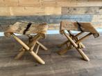 2x inklapbaar houten krukje geitenvel, Ophalen of Verzenden, Gebruikt, Hout