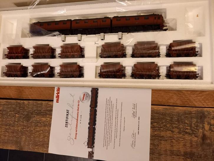 Grote Marklin verzameling., Hobby en Vrije tijd, Modeltreinen | H0, Zo goed als nieuw, Locomotief, Wisselstroom, Märklin, Analoog