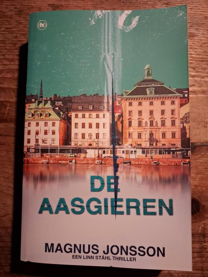 Magnus Jonsson - De aasgieren, Boeken, Thrillers, Zo goed als nieuw, Ophalen of Verzenden