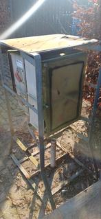 Stroomkast , bouwkast, Ophalen