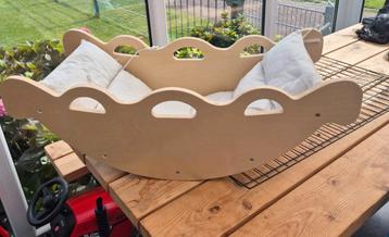 Lig schommel beschikbaar voor biedingen