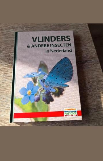 Vlinders en andere insecten in Nederland met veldgids  beschikbaar voor biedingen