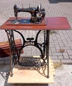 Oude naaimachine Pfaff antiek, vintage, trapnaaimachine, Antiek en Kunst, Ophalen