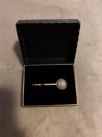 Balmain Limited Edition Legacy Pearl Slide beschikbaar voor biedingen