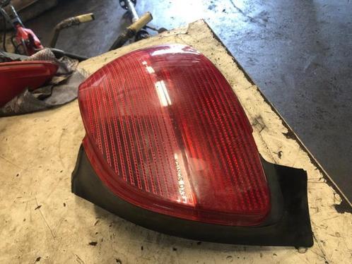 Achterlicht rechts van een Peugeot 206, Auto-onderdelen, Verlichting, Peugeot, Gebruikt, 3 maanden garantie, Ophalen of Verzenden