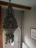 Hanglamp macramé, geeft heel sfeervol licht. Kleur grijs, Huis en Inrichting, Lampen | Kroonluchters, Ophalen, Gebruikt, Overige materialen