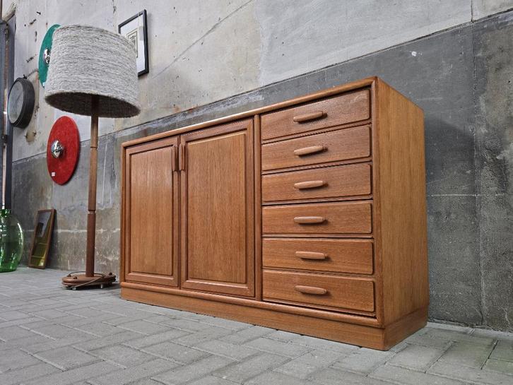 Deens Design Teak Houten Dressoir | Vintage Kast Lowboard, Huis en Inrichting, Kasten | Dressoirs, Gebruikt, 100 tot 150 cm, 25 tot 50 cm