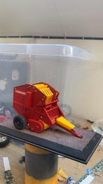 Britains balenpers, Hobby en Vrije tijd, Modelauto's | 1:32, Verzenden, Gebruikt, Tractor of Landbouw, Britains