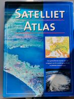 Satelliet atlas, Ophalen of Verzenden, Zo goed als nieuw