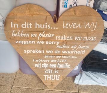 Houten wandbord 75 x 75 cm beschikbaar voor biedingen