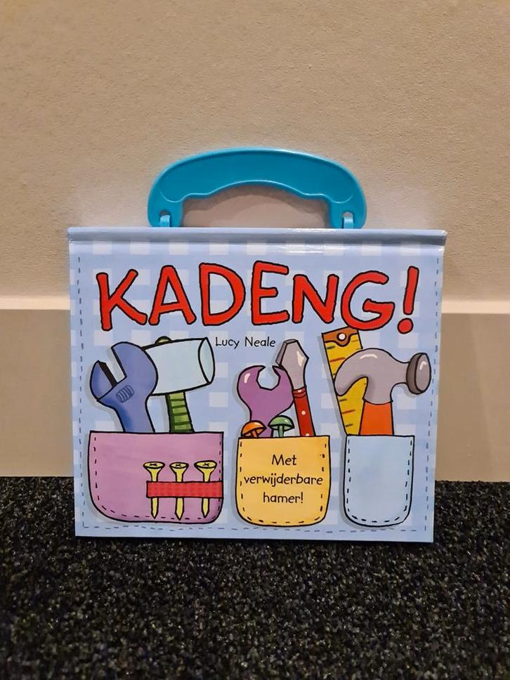 Kadeng! - Lucy Neale Uitklapboek - Nieuw!, Boeken, Kinderboeken | Baby's en Peuters, Nieuw, 1 tot 2 jaar, Uitklap-, Voel- of Ontdekboek