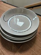 Set van 4 Diner Borden - Enjoy Your Dinner, Huis en Inrichting, Keuken | Servies, Gebruikt, Ophalen of Verzenden, Bord(en), Effen