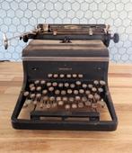 Antieke typemachine Triumph, Ophalen