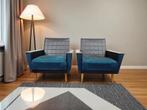 set van 2 vintage fauteuils / eenziitten / clubzetels, Meerdere stripboeken, Ophalen, Gelezen