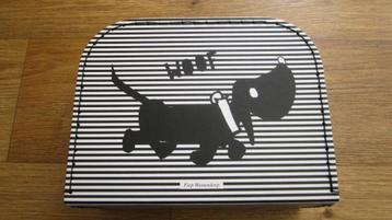 Takkie kinderkoffertje . beschikbaar voor biedingen